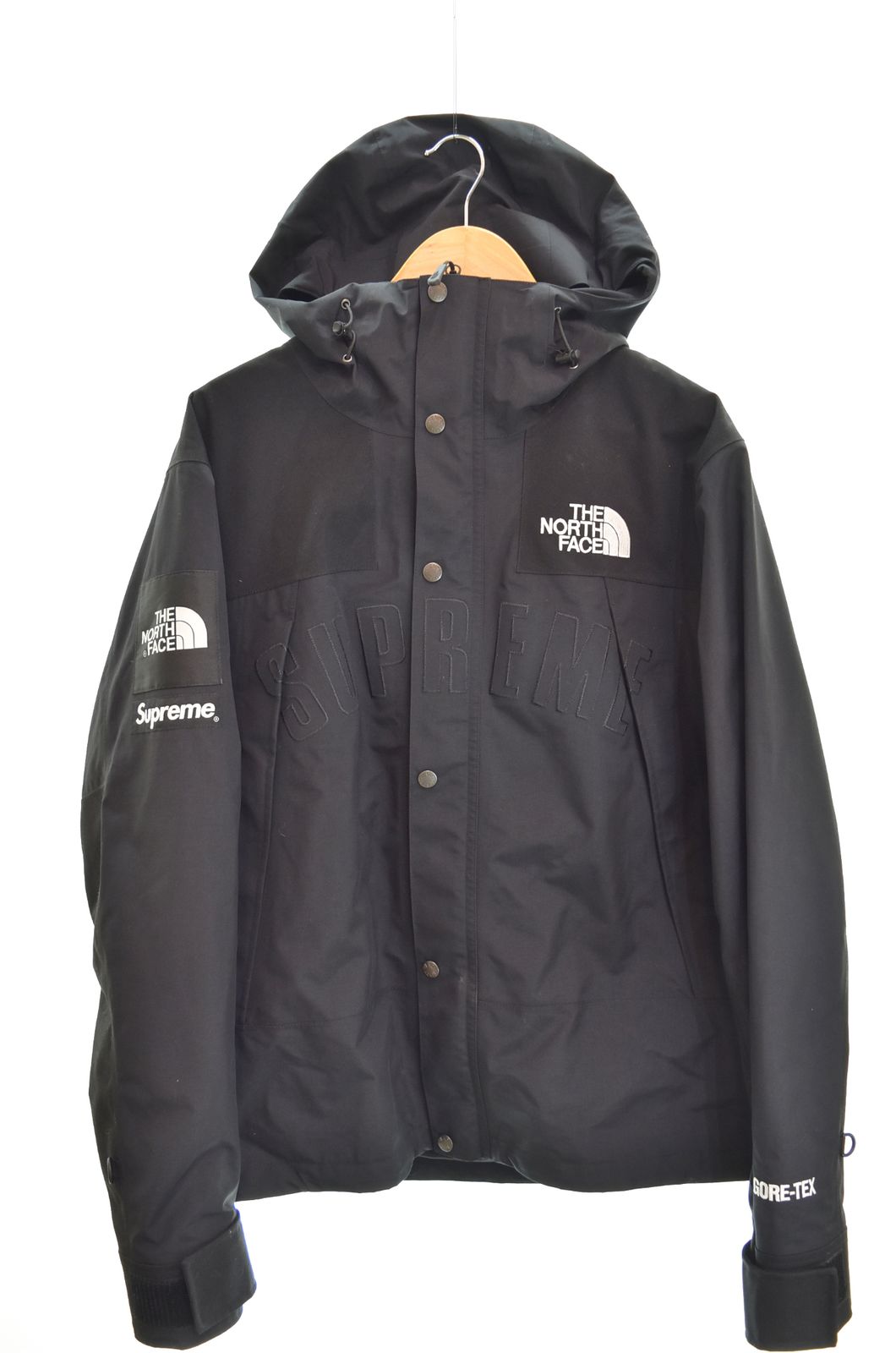 シュプリーム SUPREME 19SS THE NORTH FACE ザノースフェイス アーチ ロゴ ゴアテックス フーデッドマウンテンジャケット NF0A3VMM ジャケット ブラック Mサイズ 103MT-4981