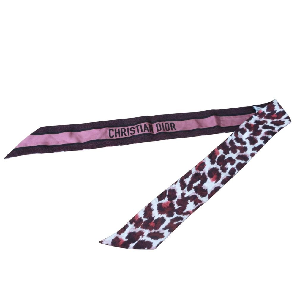 良品 CHRISTIAN DIOR クリスチャンディオール レオパードプリント ロゴ ミッツァ シルクスカーフ 15LEO106ZKDO レッド系 レディース 古着 中古 USED