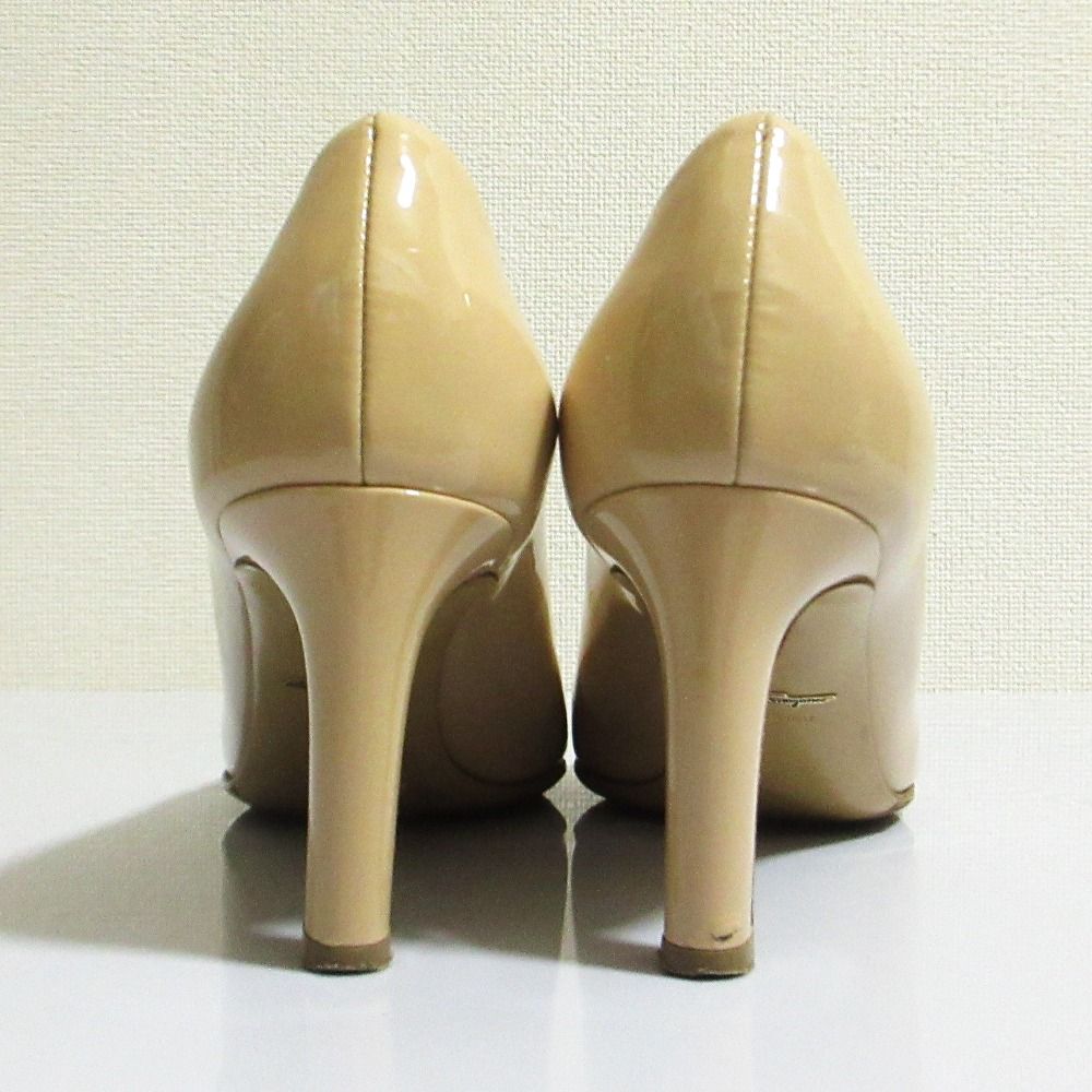 良品 Salvatore Ferragamo フェラガモ パテントレザー パンプス サイズ