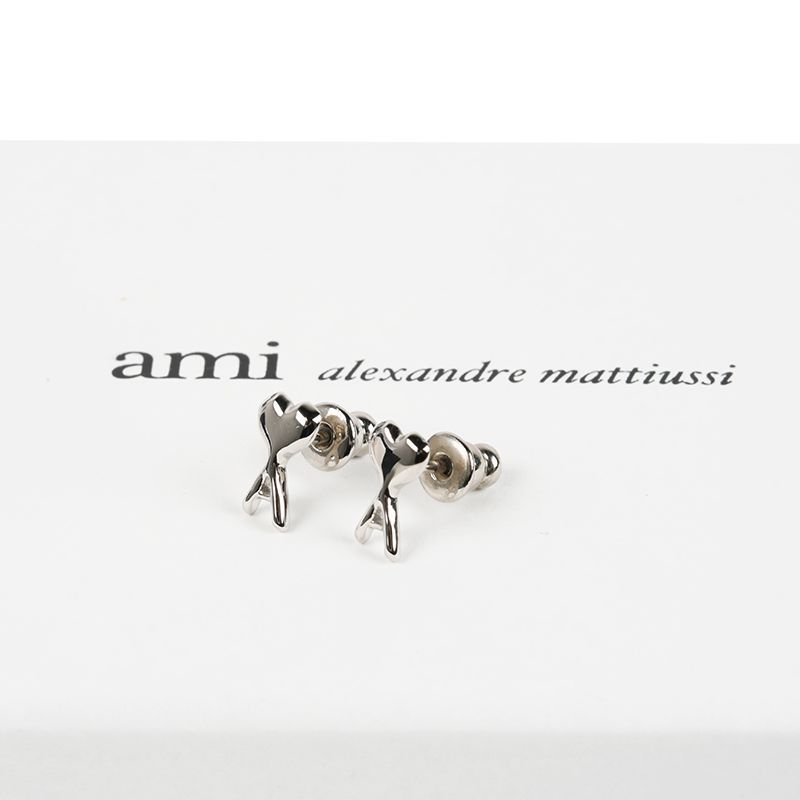 2点セット　AMI PARIS ALEXANDRE MATTIUSSI アミ パリス AMI DE COEUR ハンマードピアス 両耳 新品 イタリア正規品 UJW445 361