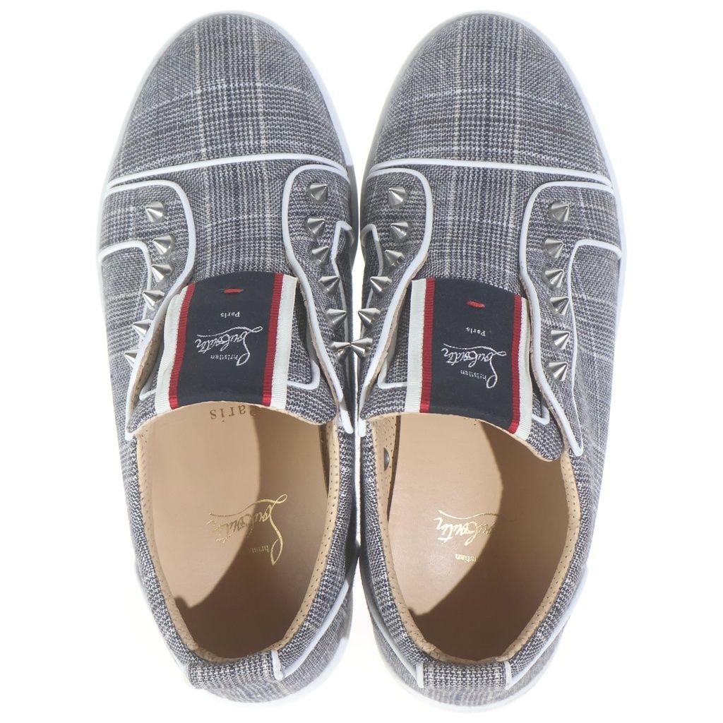 CHRISTIAN LOUBOUTIN (クリスチャンルブタン) スタッズ ローカット