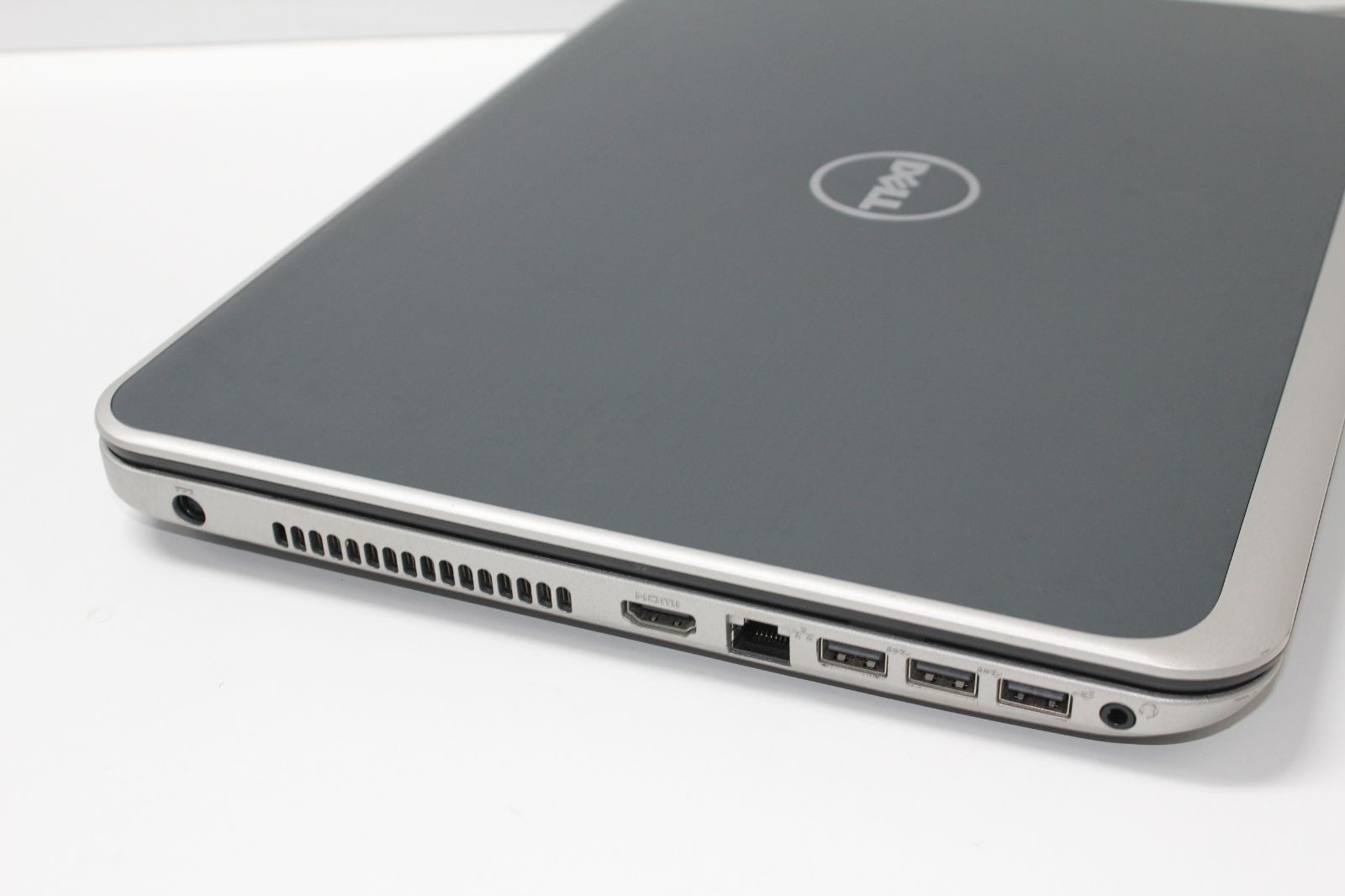 中古】Dell Inspiron 15R-5537 第4世代i3 SSD250GB 8GB - メルカリ