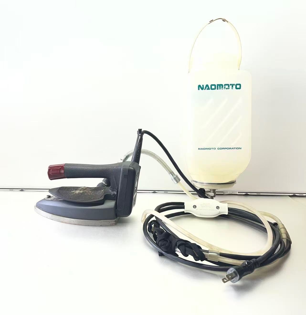 動作確認済）ナオモト NAOMOTO アイロン 業務用滴下式ハイスチーム