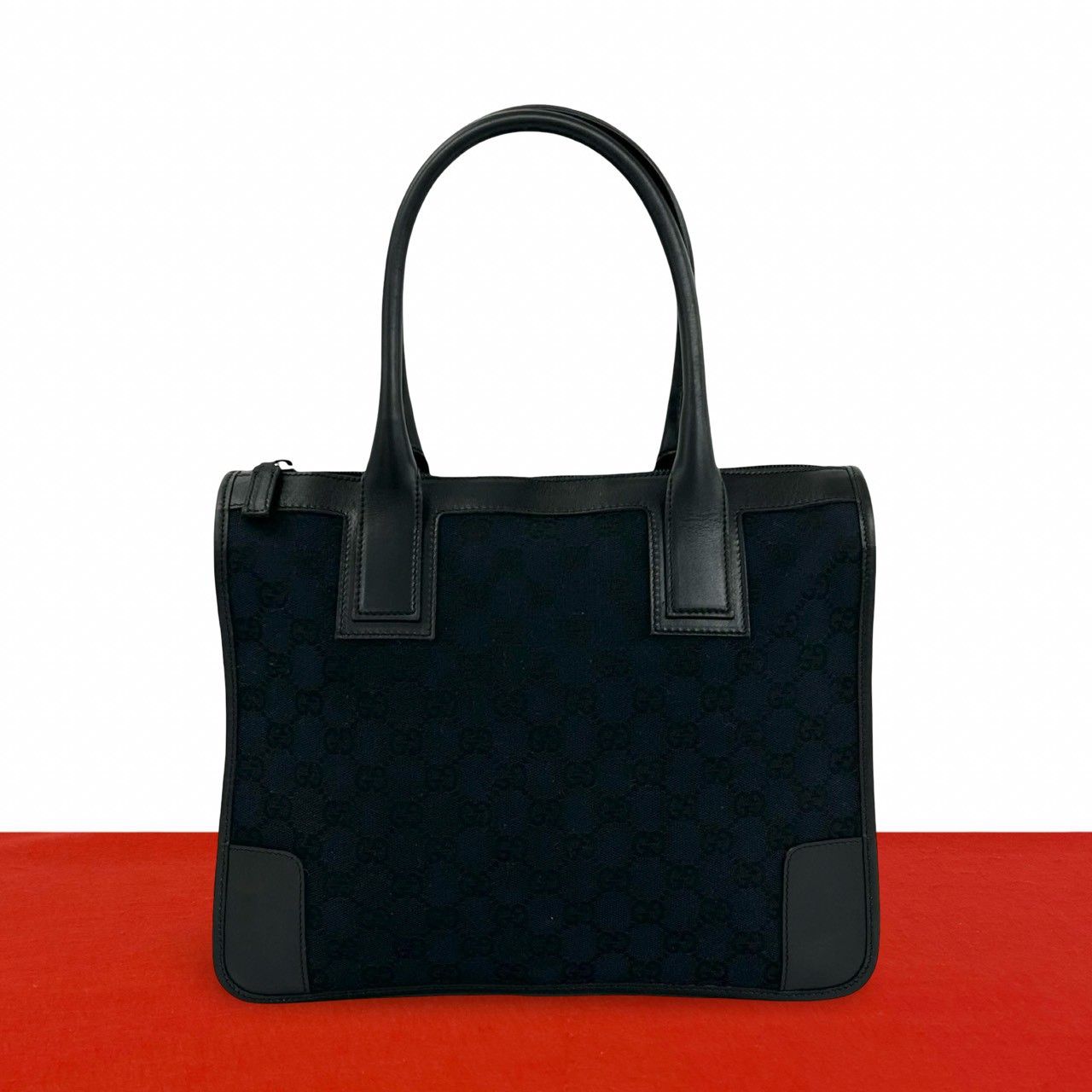 GUCCI GGキャンバス グッチ GG ハンドバッグ トートバッグ　レザー　黒 ほぼ未使用 希少品 GUCCI グッチ GG ロゴ 柄 レザー 本革 キャンバス