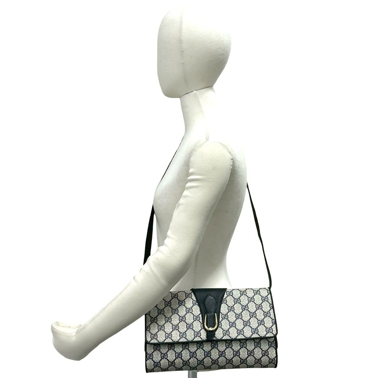 極 美品 希少品 GUCCI グッチ オールドグッチ GG ロゴ 柄 金具 レザー