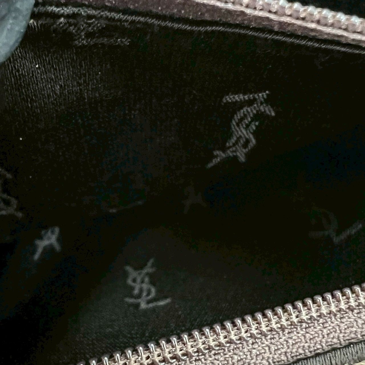 ほぼ未使用 YVES SAINT LAURENT イヴ・サンローランヴィンテージ ロゴ