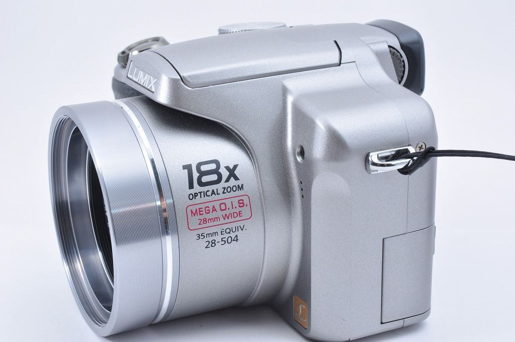 LUMIX コンパクトデジタルカメラ シルバー　レンズはライカ製 Panasonic LUMIX DMC-FZ18 ライカレンズ 18倍ズーム デジタルカメラ