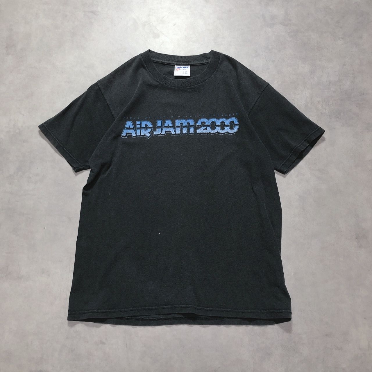 GQ6075◇AIR JAM 2000 : USA製 2000 Tシャツ◇M◇フェードブラック エアージャム ロックフェス 半袖