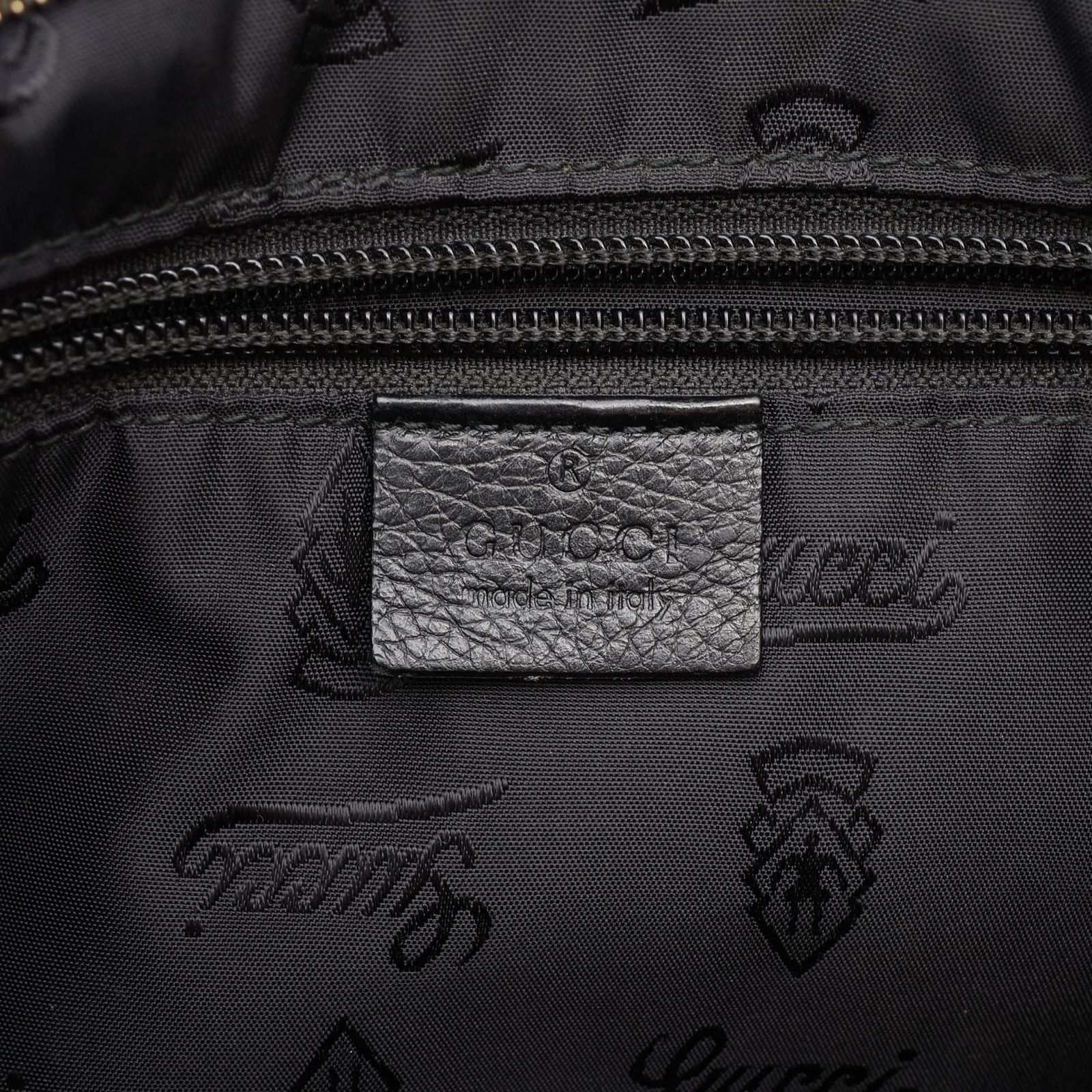 グッチ GUCCI ショルダーバッグ グッチシマ 201446 ブラック レザー