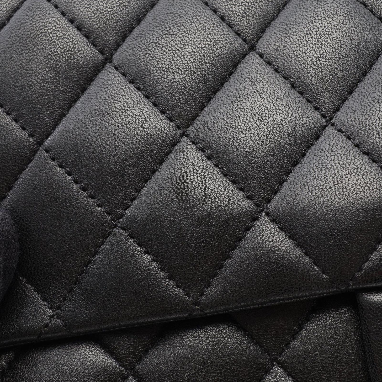 シャネル CHANEL ショルダーバッグ マトラッセ Wフラップ ブラック ラムスキン（羊革） マトラッセ ダブルフラップ チェーンショルダー レディース Used B
