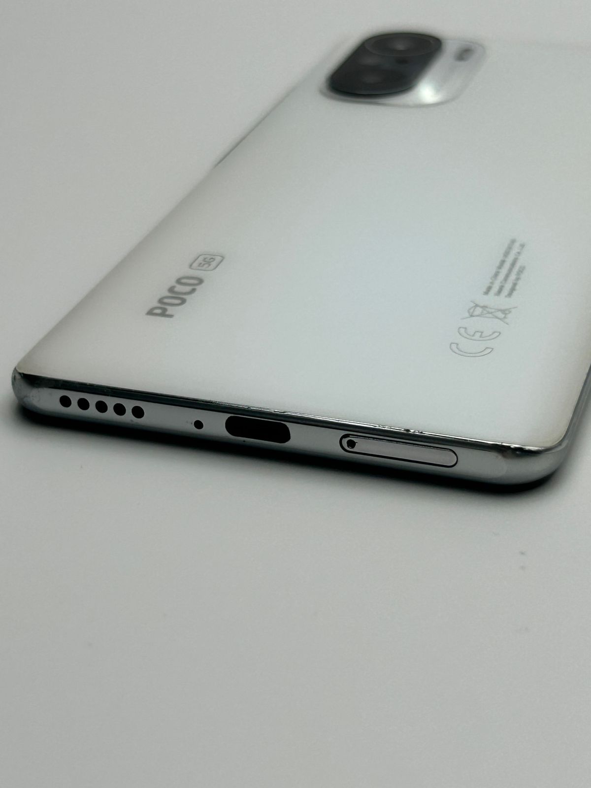 中古C】POCO F3 128GB 白ロム SIMフリー - メルカリ