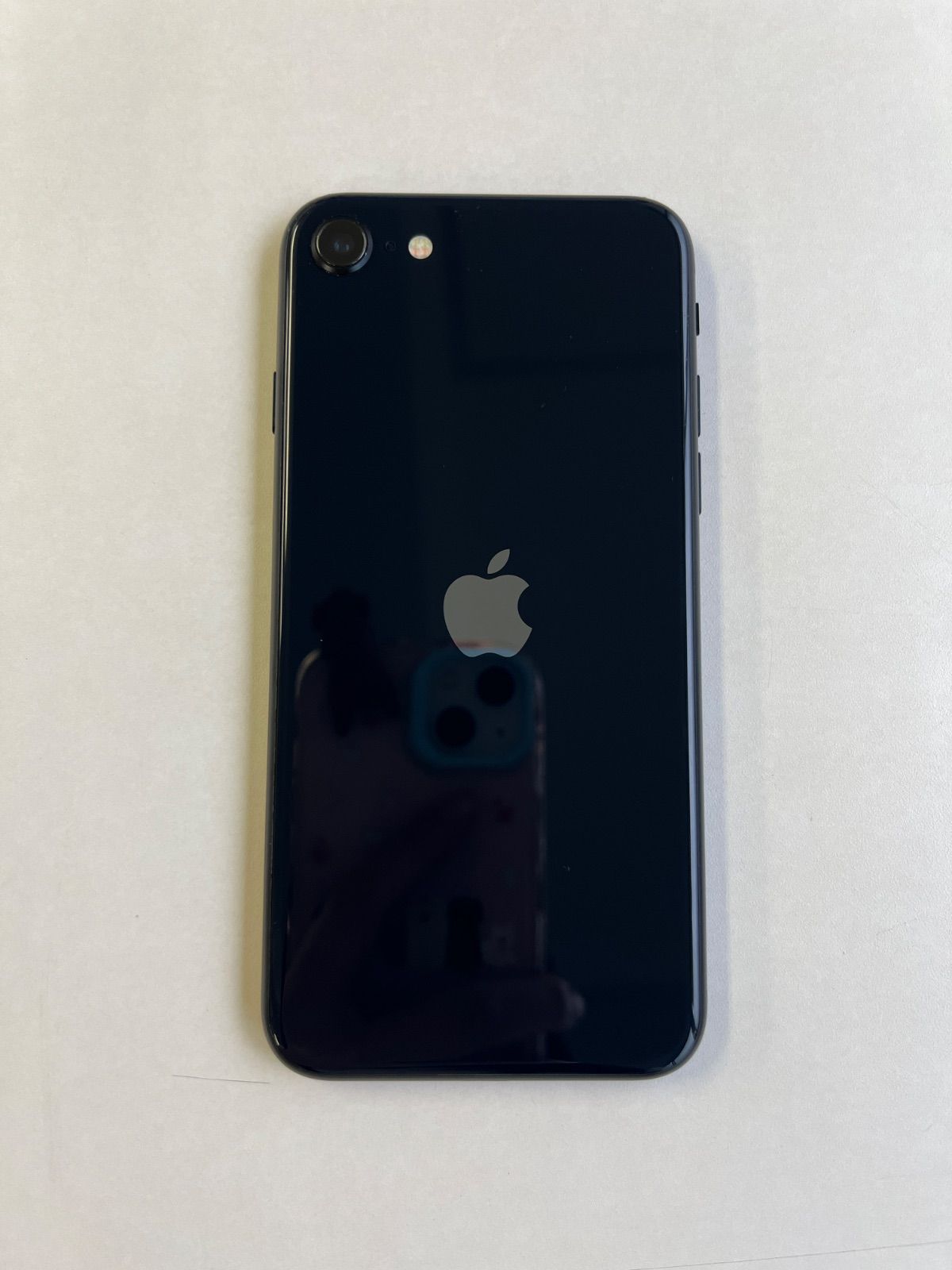 美品 iPhone SE (第3世代) 256GB ミッドナイト バッテリー81% MMYJ3J/A - 7953