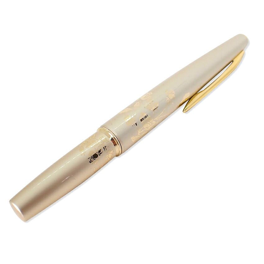 送料無料】PILOT/パイロット 万年筆 ブラック×ゴールド 18K /j271-4