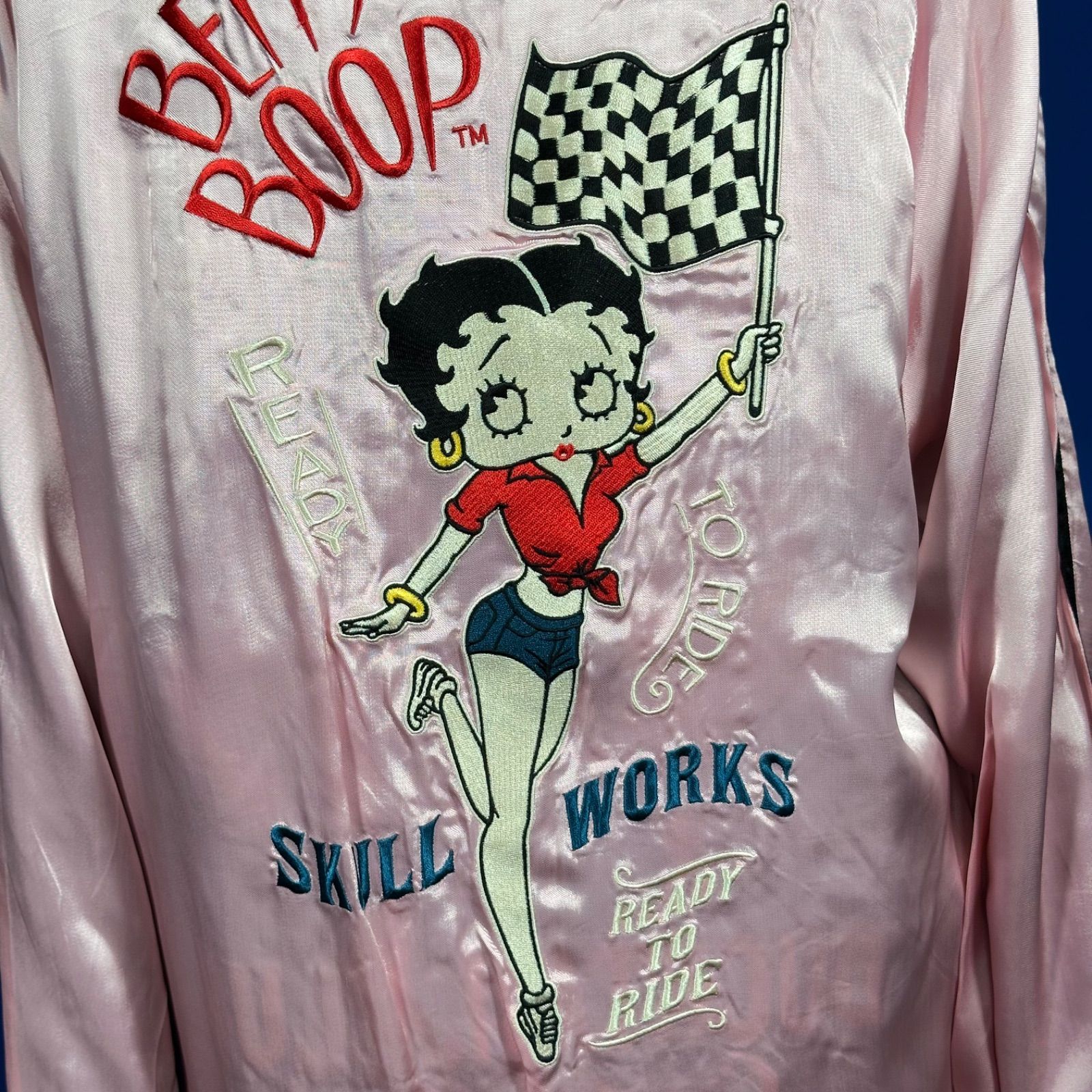希少　SKULL WORKS × Betty Boop スカジャン リバーシブル 新品 SKULL WORKS × BETTY BOOP（ベティブープ）柄刺繍 リバーシブル