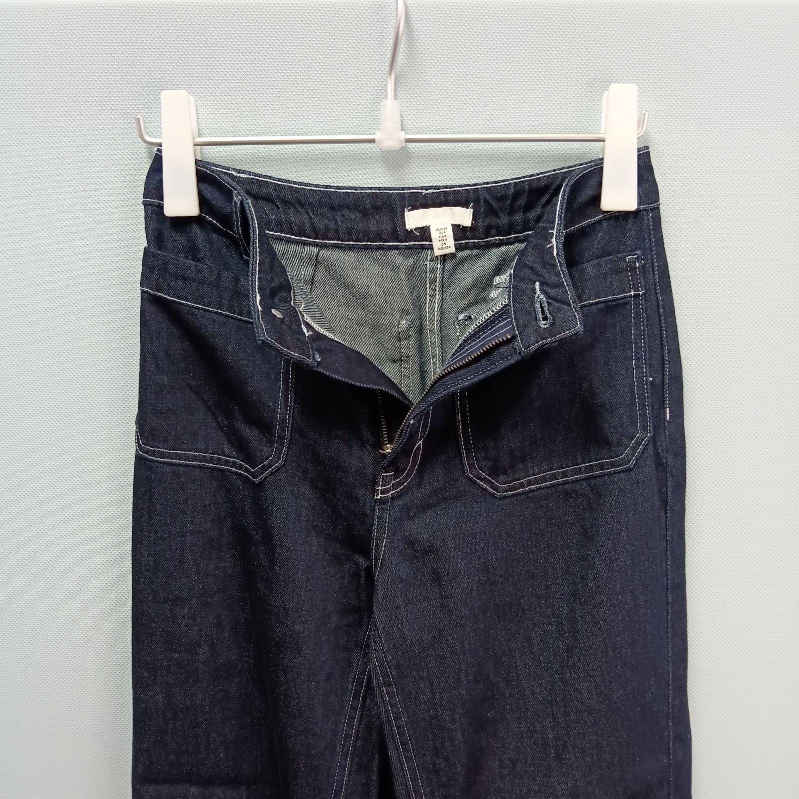 H&M ホワイトステッチ デニムパンツ 446 - メルカリ
