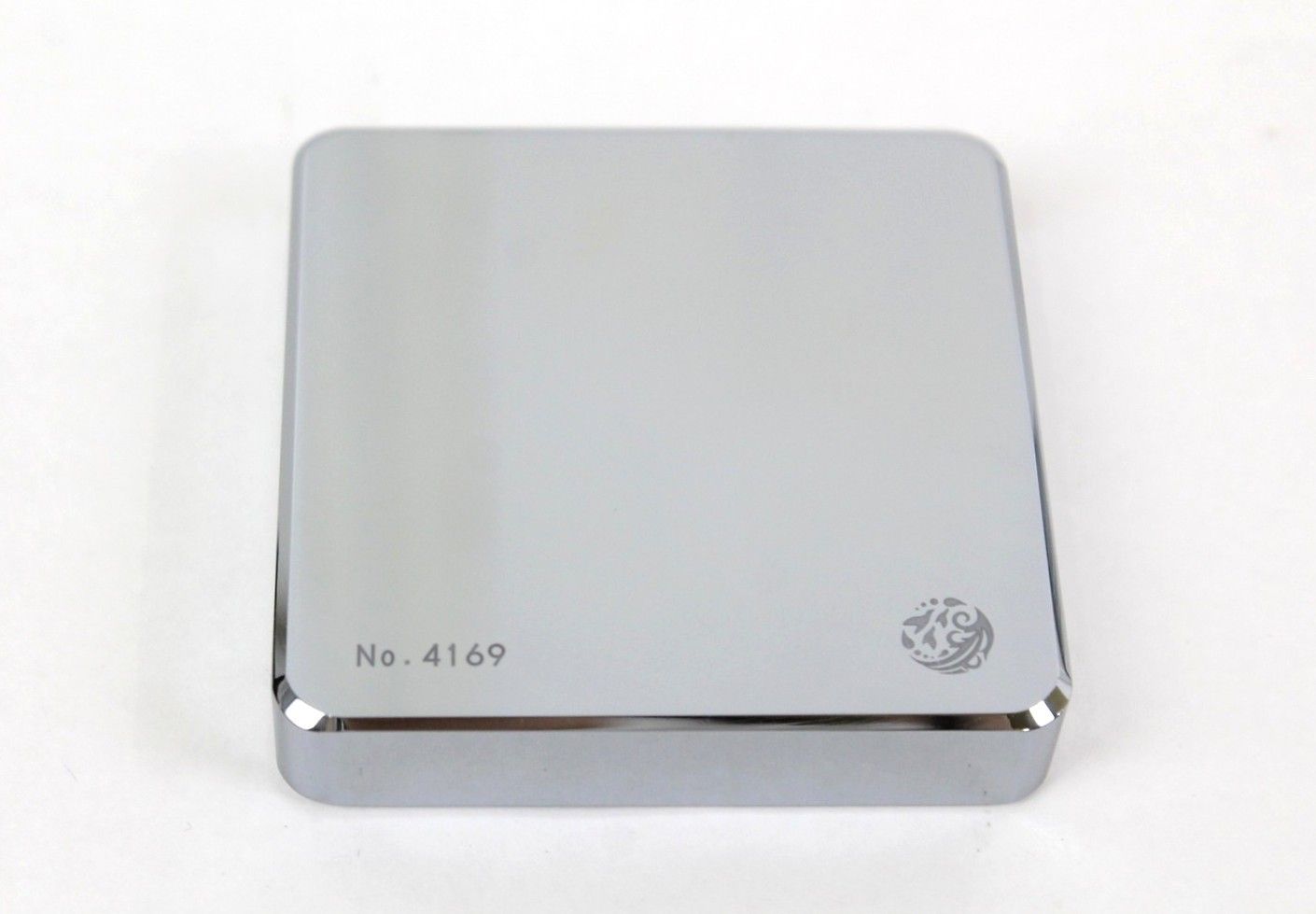 限定品YOSAテラキューブ。ミトン、クロス、ケース付高純度テラ鉱石99.99% YOSA ヨサ テラキューブ ミトン クロス ケース付き 高純度 テラヘルツ