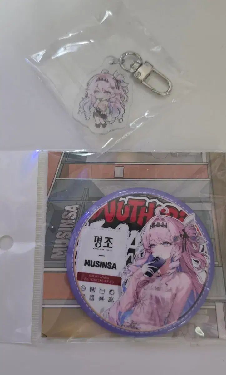 MUSINSA ムシンサ デニア キーホルダー + 缶バッジ 出品