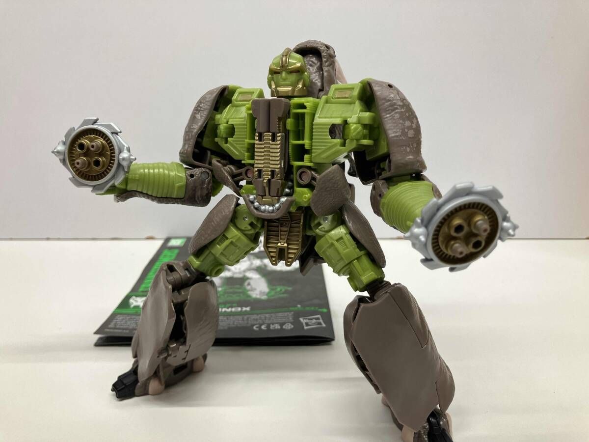 現状品 タカラトミー ライノックス トランスフォーマー キングダム KD