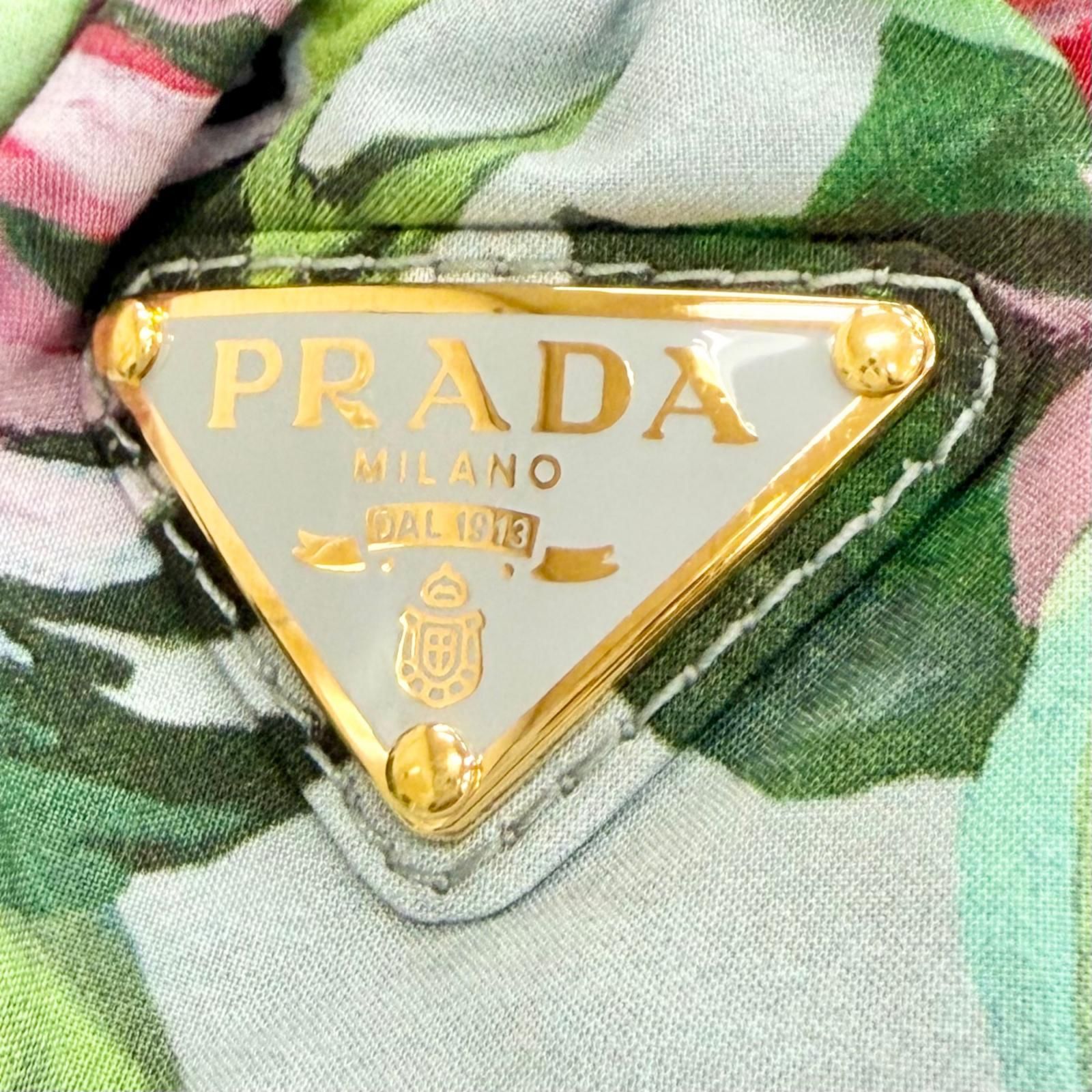極美品△PRADA プラダ 1IF015 トライアングルロゴ フラワープリント