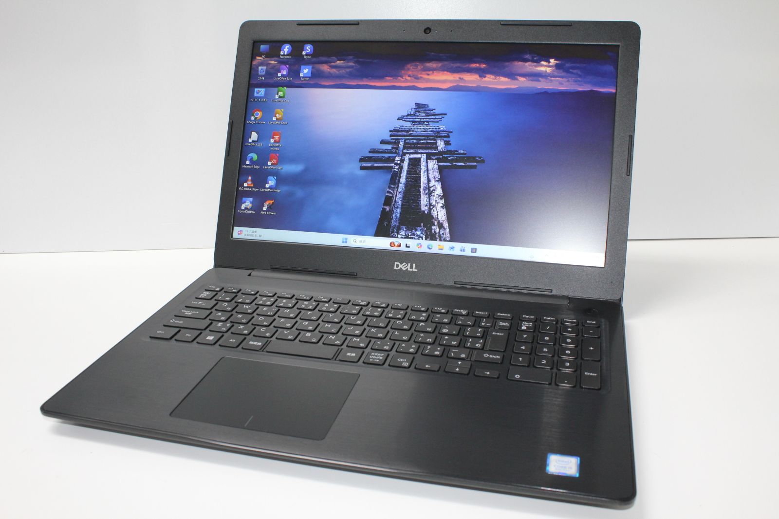 中古 Dell Inspiron 5570 第8世代i5 SSD256GB 8GB - メルカリ