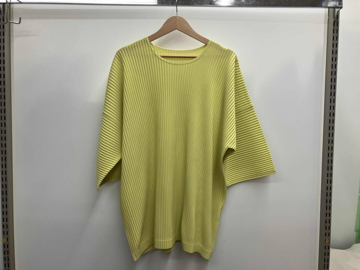 HOMME PLISSE ISSEY MIYAKE オムプリッセイッセイミヤケ 半袖Tシャツ MONTHLY COLORS プリーツ サイズ4 イエロー 春 夏 13,121円