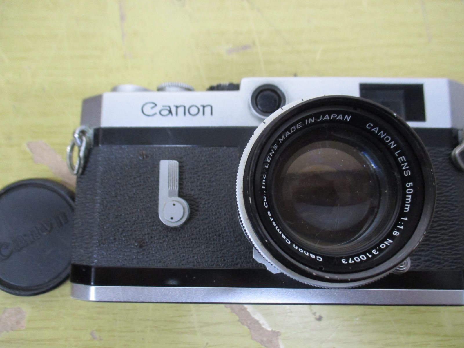 C186 Canon CAMERA P8717 CANON LENS 50mm F:1.8 レンズ付きカメラ　レトロキャノン