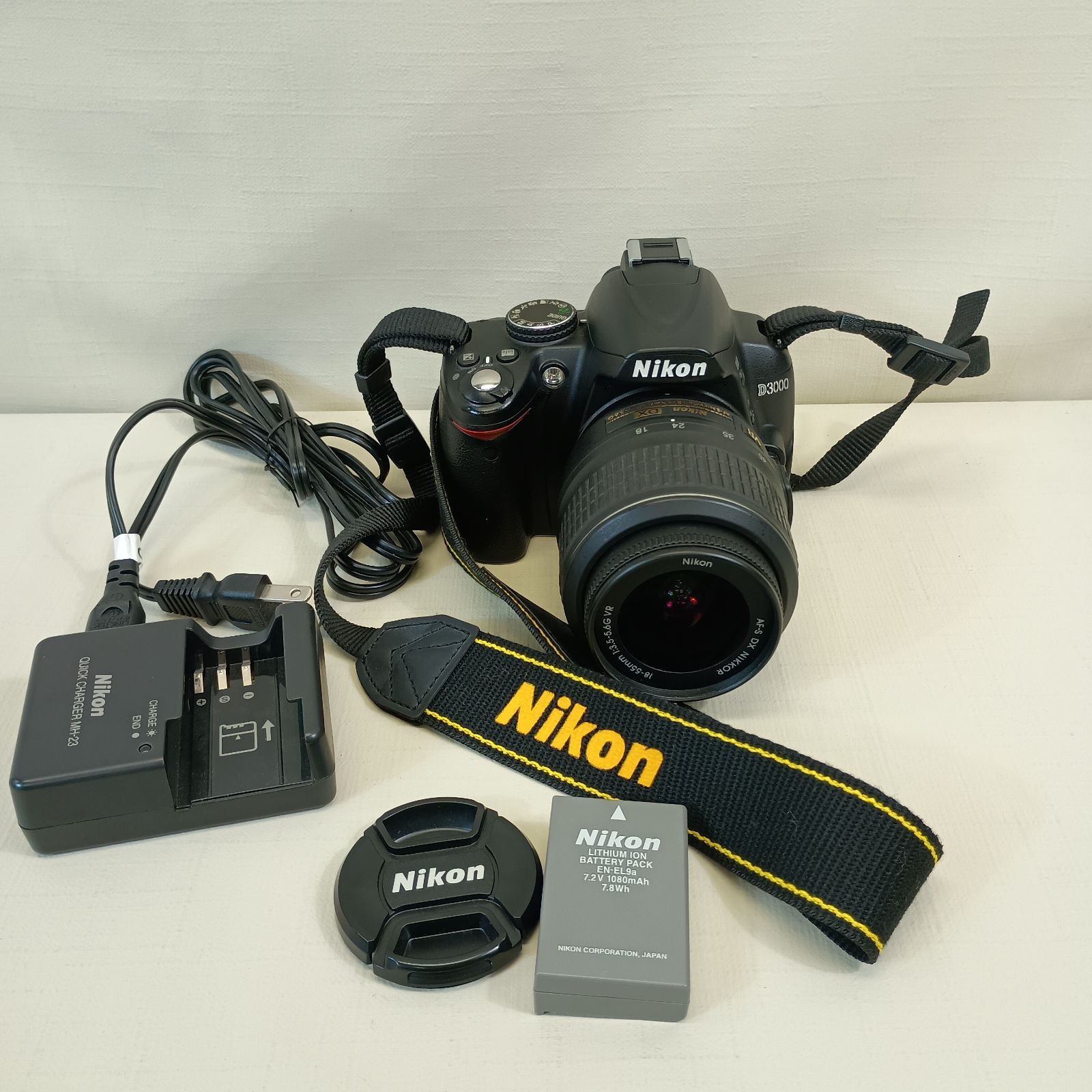 Nikon D3000 一眼レフデジタルカメラレンズセット DX 18-55mm F5.5