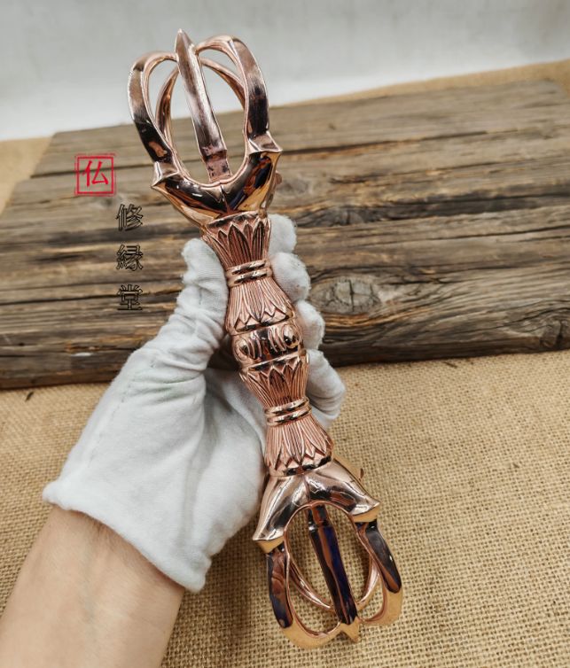 【修縁堂】真鍮製 真言宗 法器 五鈷杵 金剛杵 24cm 28,696円