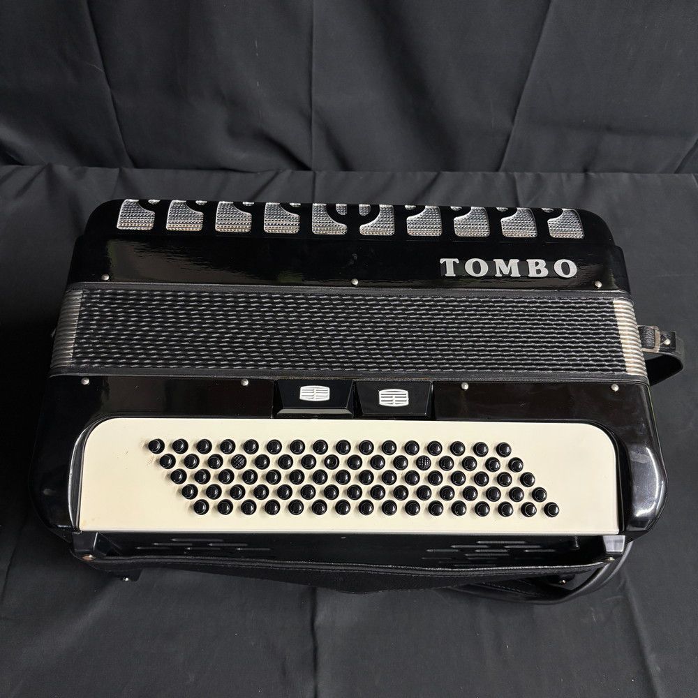 ◇TOMBO アコーディオン 90-35 合奏用 899 - メルカリ