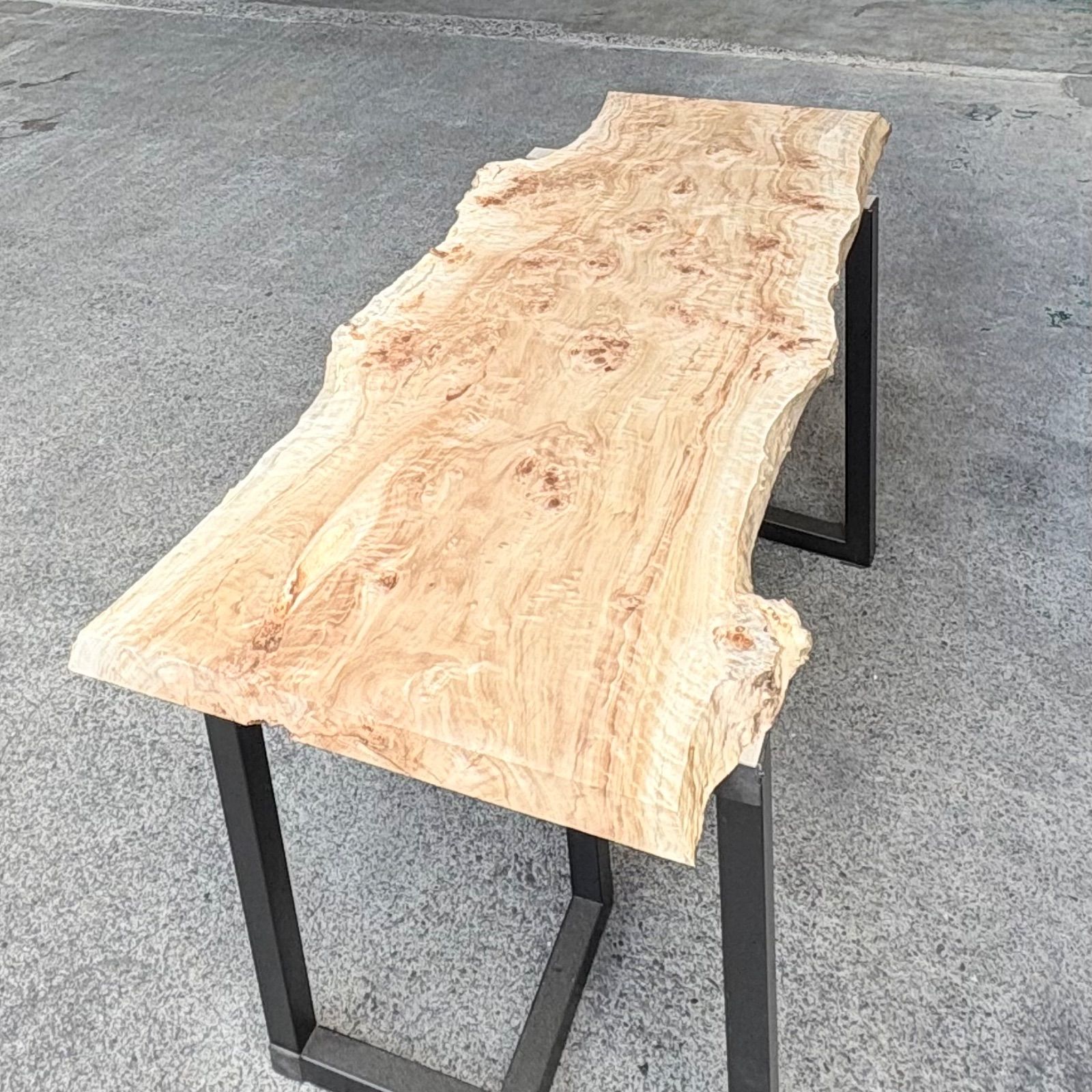 ポプラ コブ杢 一枚板 無垢材 DIY木材 ダイニングテーブル メイン