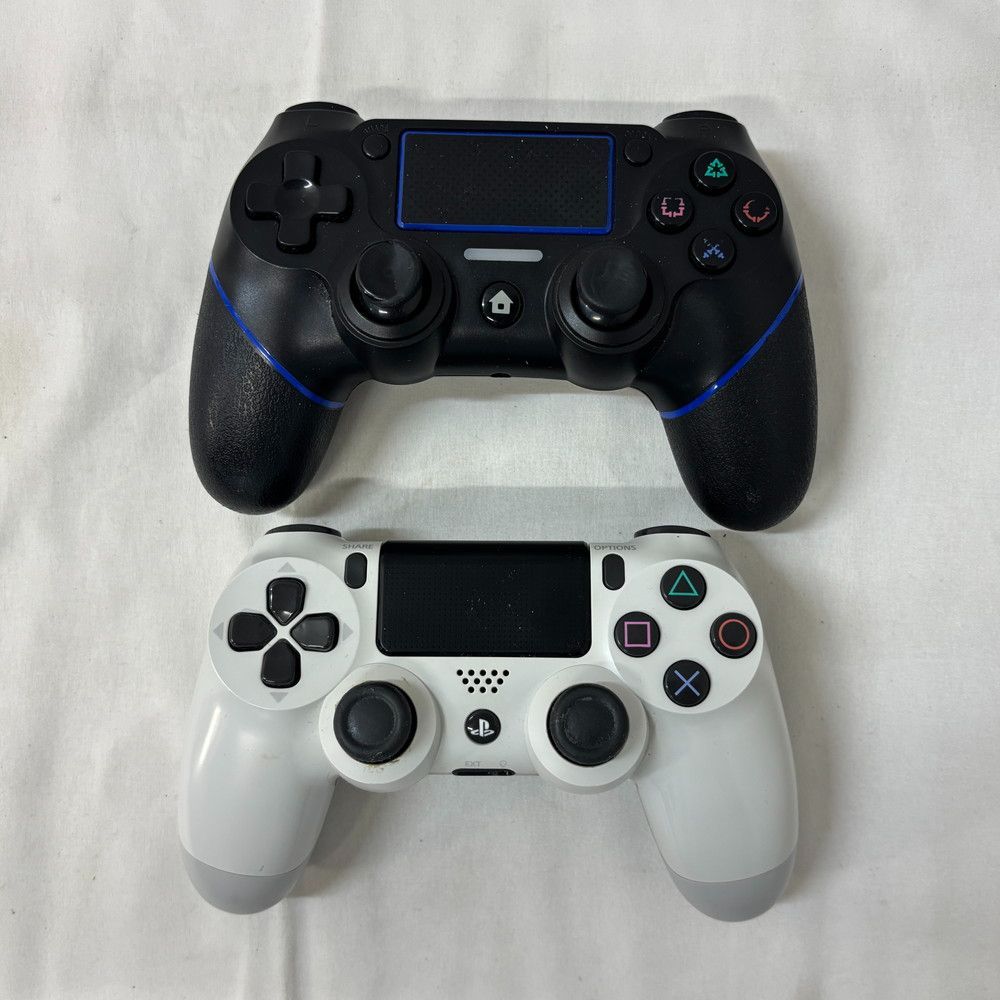 ◇PS4 CUH-2200A ホワイト コントローラー2個セット 500GB 896 - メルカリ