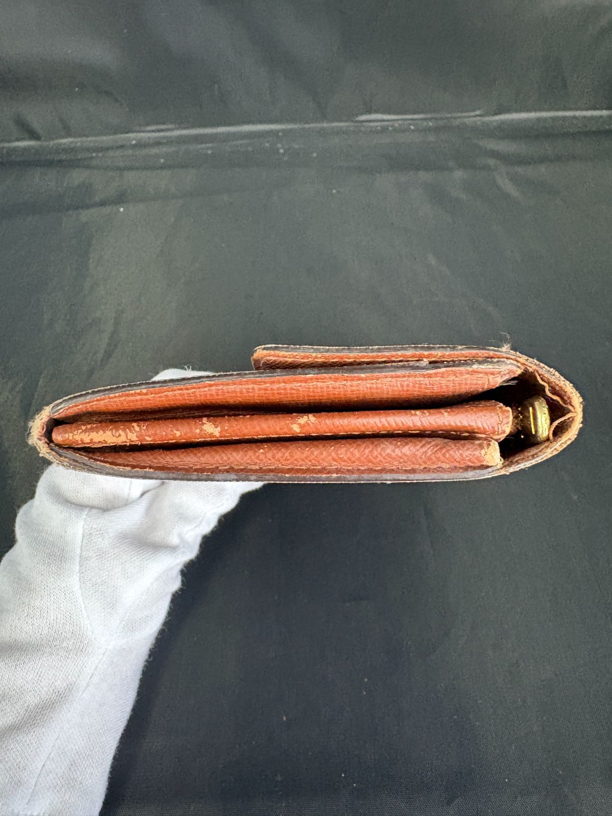ルイヴィトン モノグラム 長財布 ポルトトレゾール
