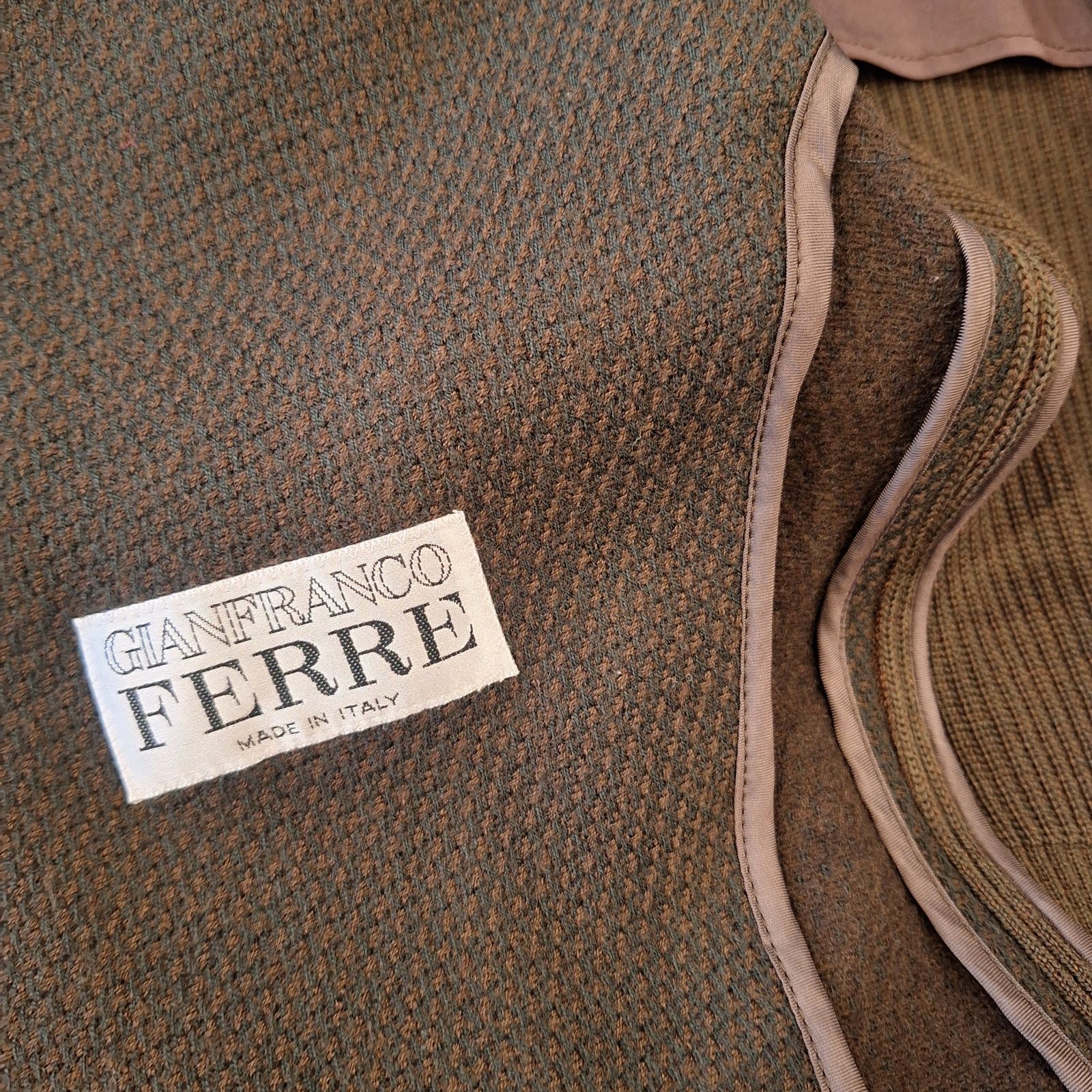 GIANFRANCO FERRE ジャンフランコフェレ イタリア製 ニットジャケット