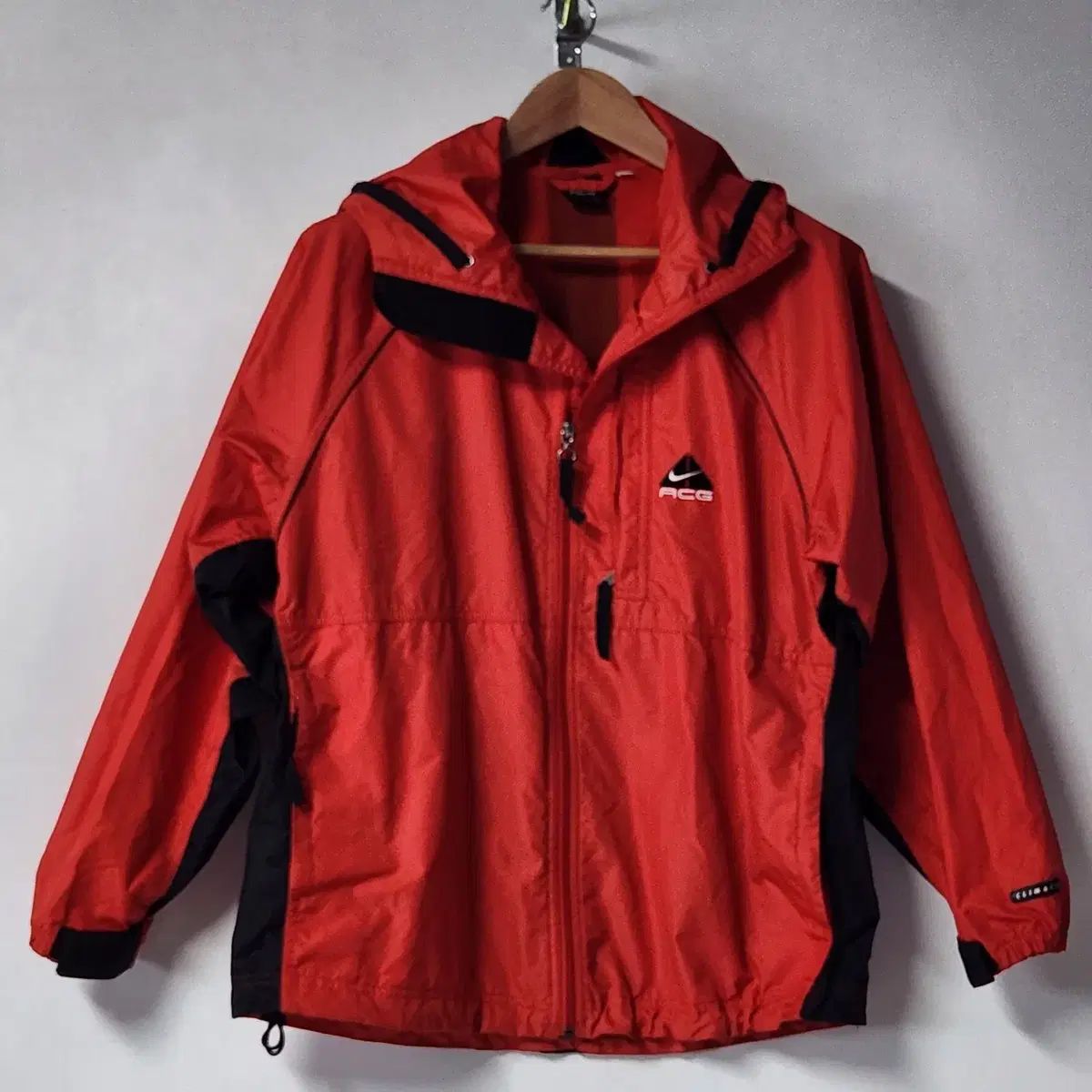 ナイキ ACG オールドスクール クライマフィット バイカラー ウィンドブレーカー ジャケット 100