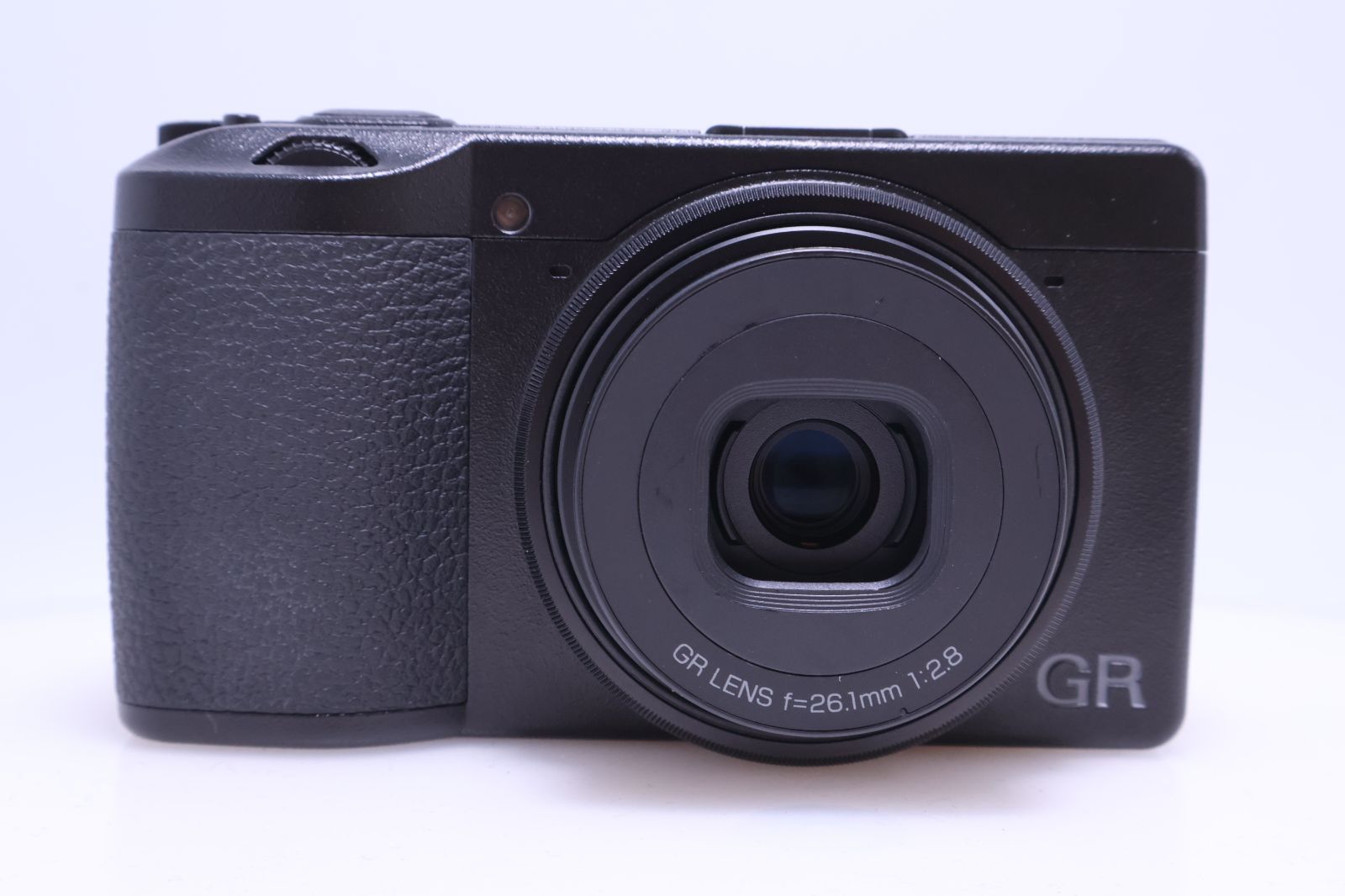★極上品・ショット数192回★ RICOH GR III 箱付き 高級デジカメ 827回 美品】RICOH GR IIIx コンパクトデジタルカメラ - メルカリ