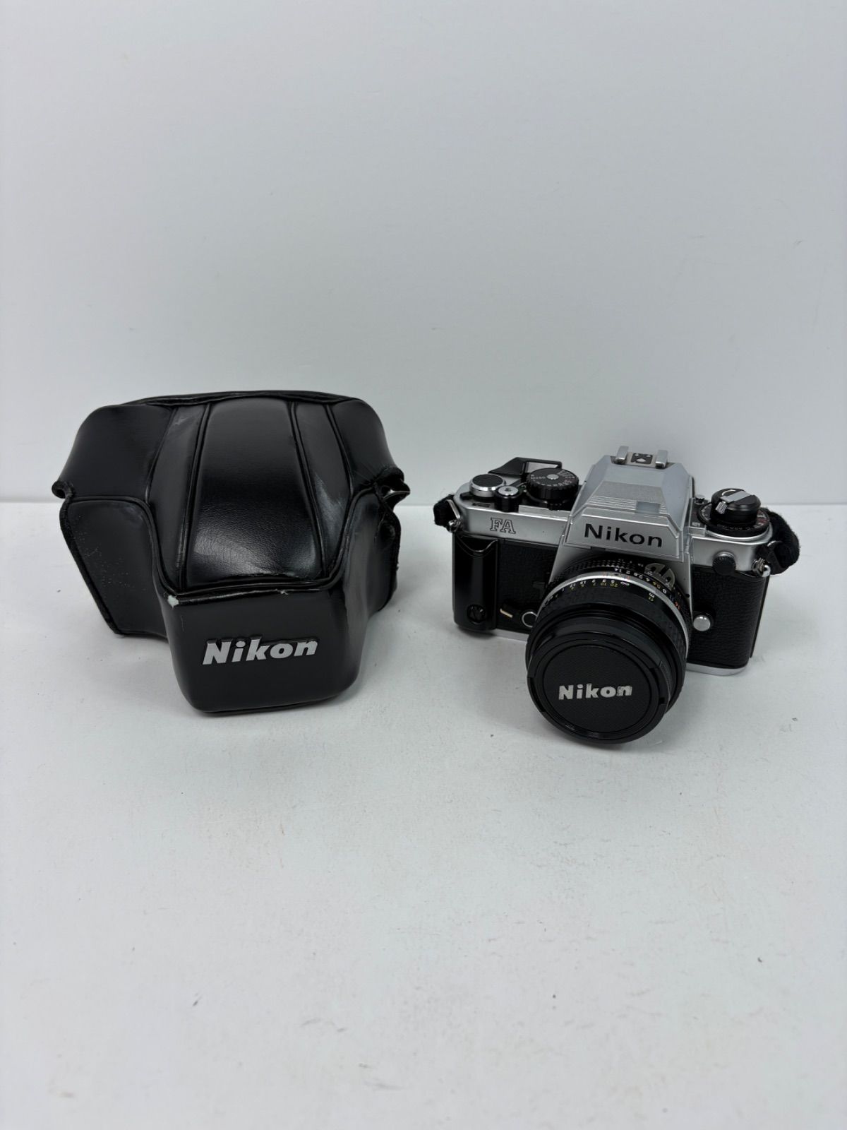 Nikon FA NIKKOR 50mm F1.4 フィルム一眼レフカメラ 純正ケース付き　K-43