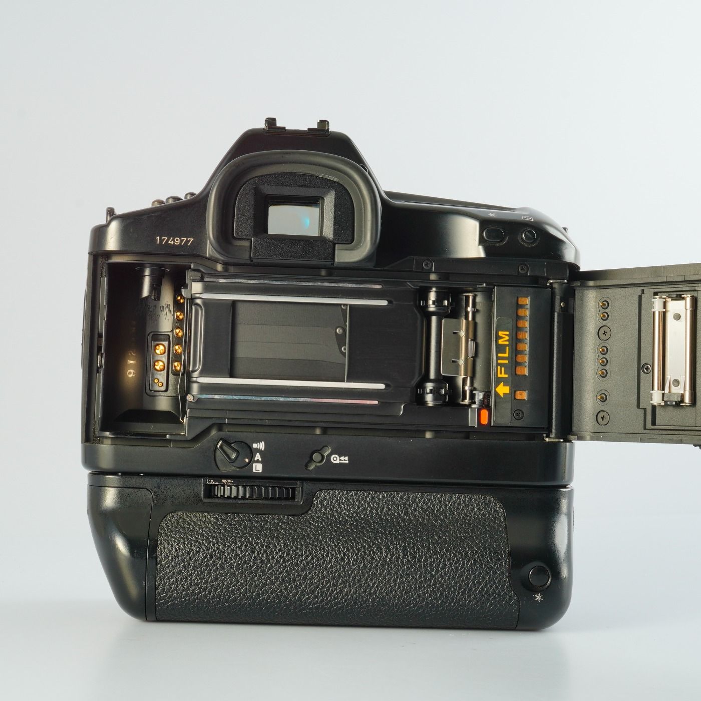 Canon キヤノン EOS 1N +Power Drive Booster E1 AF フィルム一眼レフ