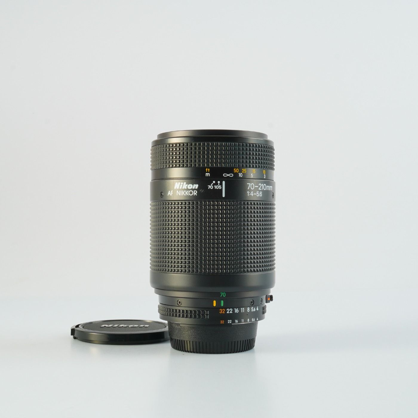 Nikon ニコン AF NIKKOR 70-210mm F/4-5.6 ズームレンズ