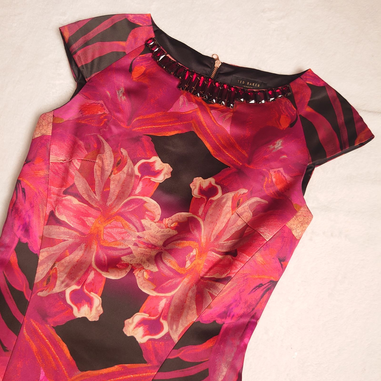 TED BAKER テッドベイカー ビジュー ミニワンピース フレアワンピース