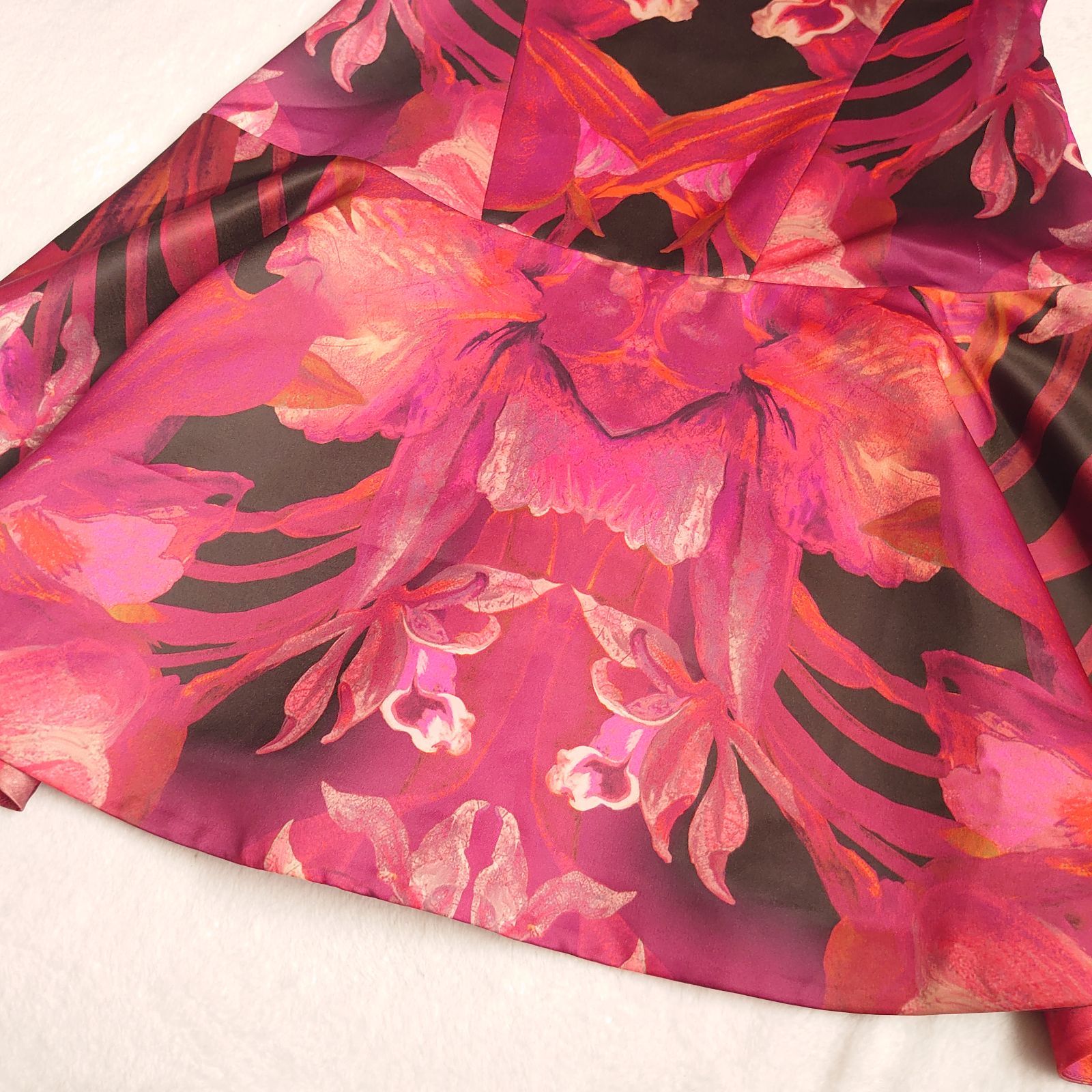 TED BAKER テッドベイカー ビジュー ミニワンピース フレアワンピース