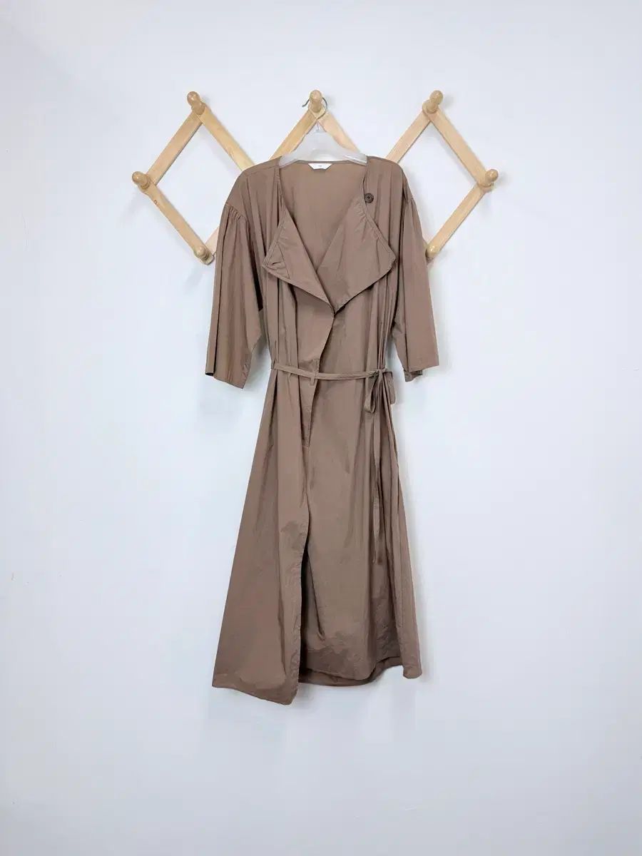 Le 르 シャカシャカ素材 ジャケットタイプ ラップワンピース