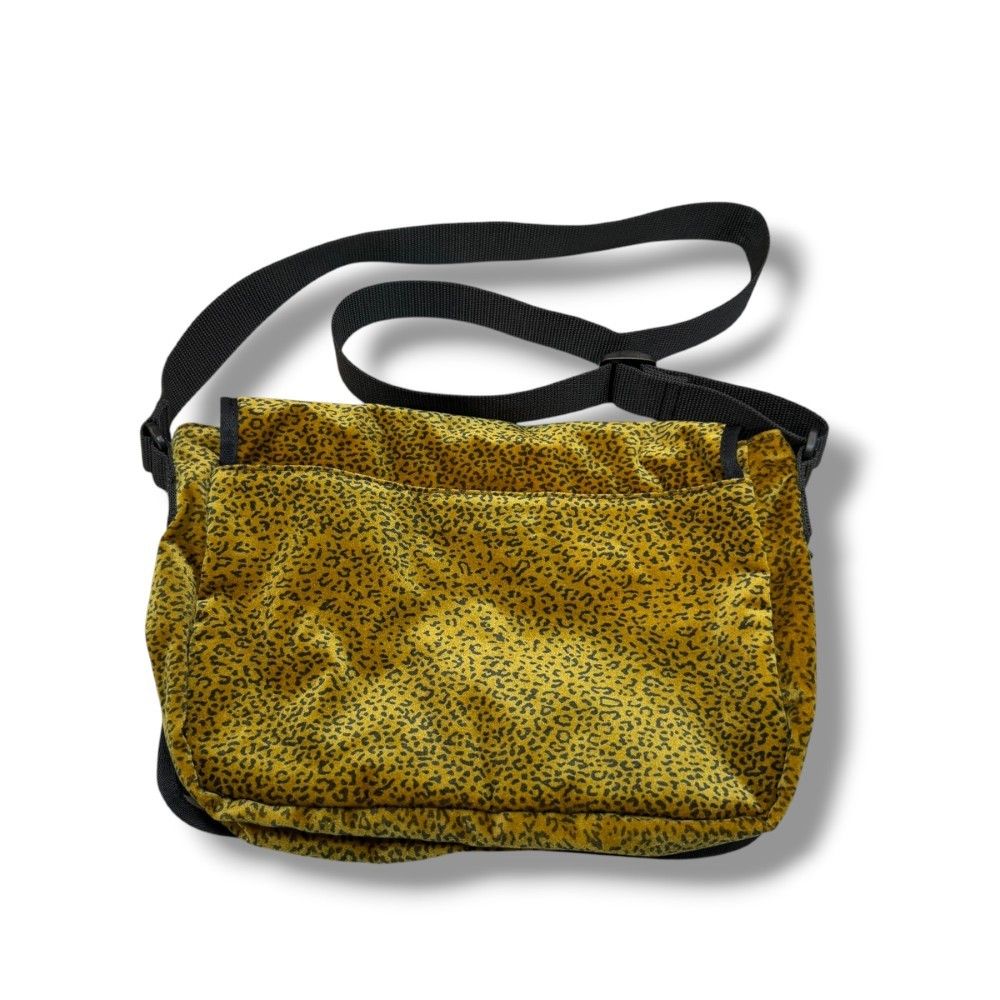 SUPREME 25AW Velvet Small Messenger Bag - メルカリ