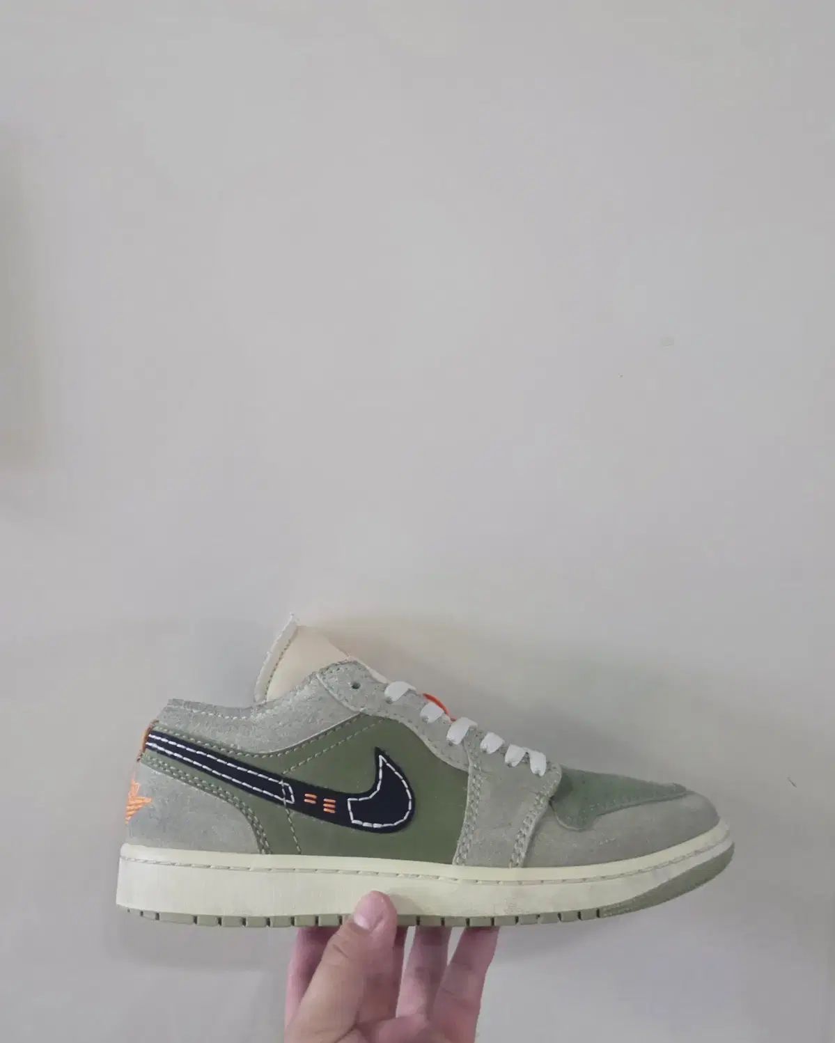 270 NIKE エアジョーダン1 ローSE クラフト スカイ ジェイ ライト オリーブ ㅡ 最低価格