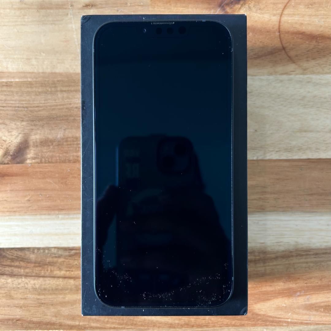 美品 バッテリー100％　iPhone 17e 512GB SIMフリー 美品】iPhone 17e 512GB SIMフリー バッテリー100% - メルカリ