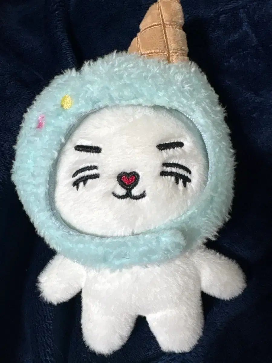 ミニ틴 フラッシュ キーホルダー さくらんぼ