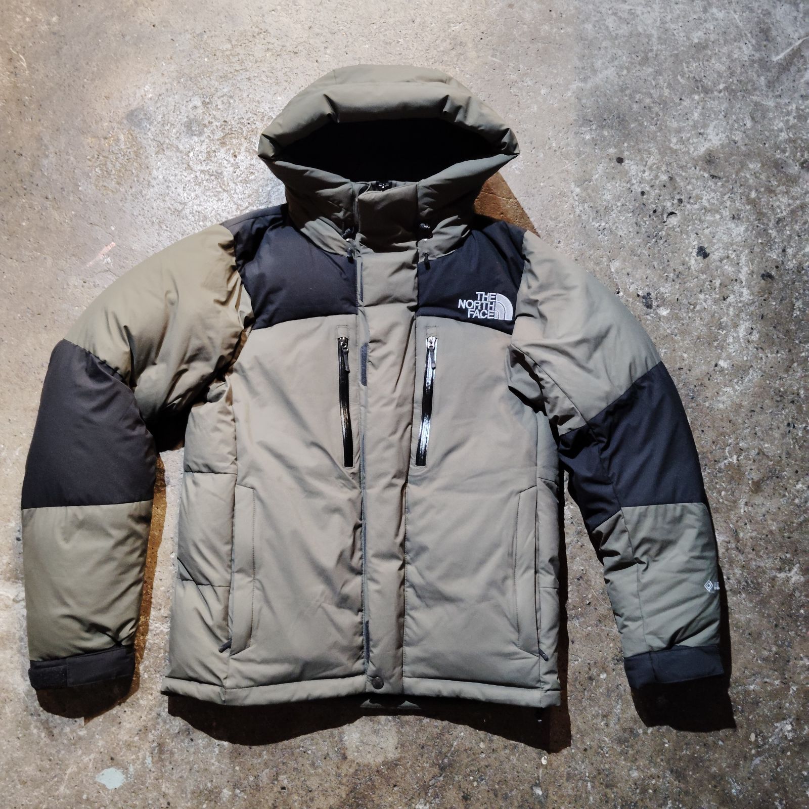 THE NORTH FACE Baltro Light Jacket バルトロライトジャケット ダウンジャケット ゴアテックス カーキ L ザノースフェイス ND92340