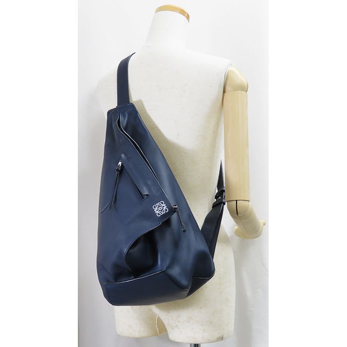 【ロエベ アントン ワンショルダーバッグ】バックパック レザー ネイビー 紺 トライアングル型 メンズ レディース LOEWE 中古 逸品質屋 丸高 甲子園店 人気 ブランド 高級 26k246-3