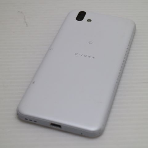 美品 801FJ arrows U ホワイト スマホ 本体 白ロム 土日祝発送OK 04000