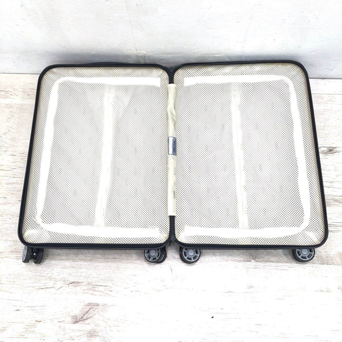 RIMOWA リモワ SALSA AIR サルサエアー 82252 ウルトラバイオレット
