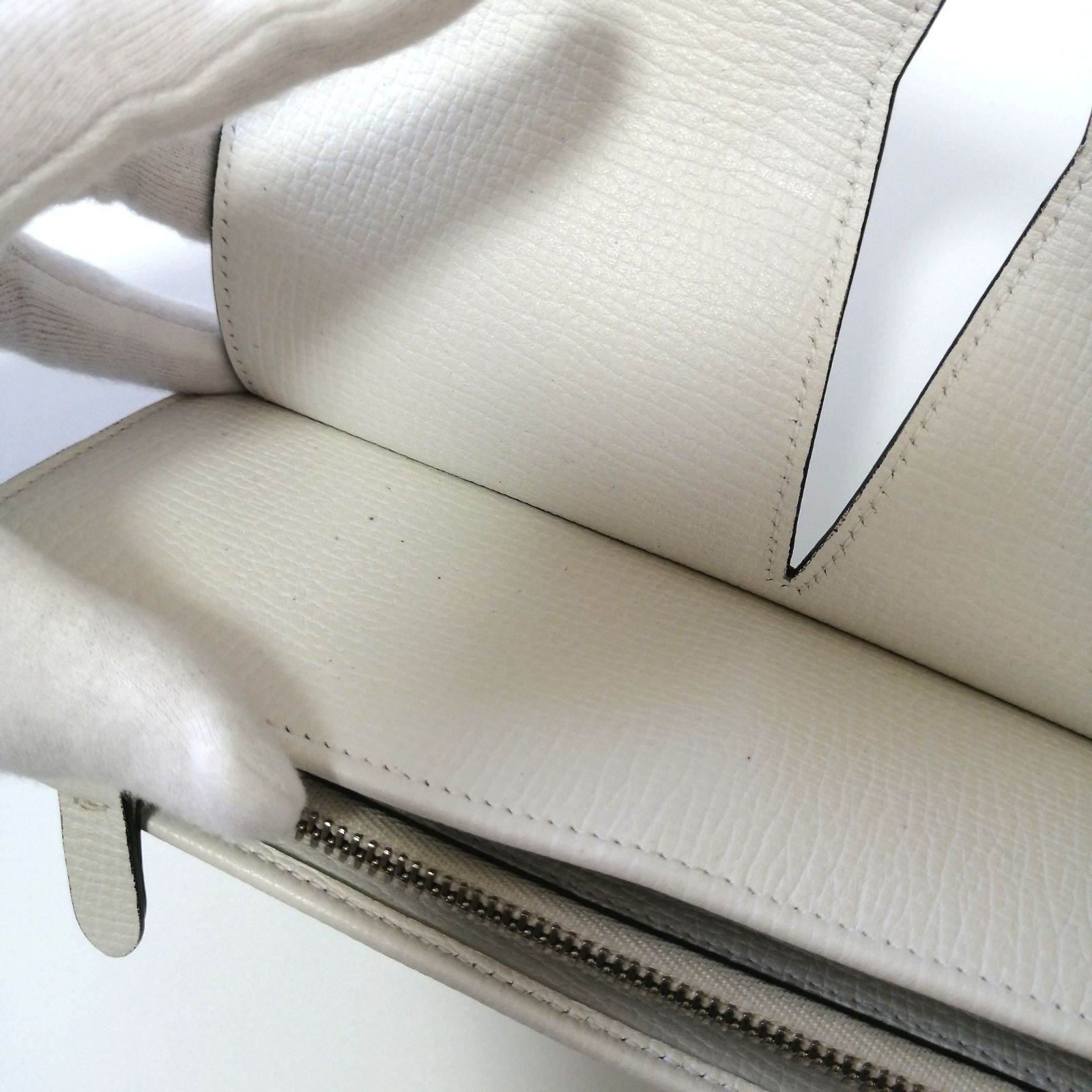 ✨ジルサンダー✨ JIL SANDER 長財布 ホワイト 499 - メルカリ